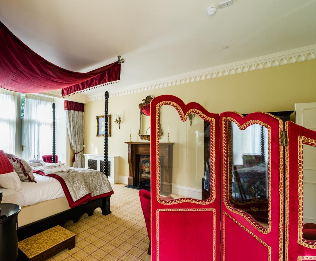 Crossbasket Castle Hotel & Restaurant High Blantyre Екстер'єр фото