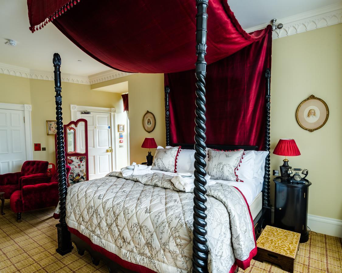 Crossbasket Castle Hotel & Restaurant High Blantyre Екстер'єр фото