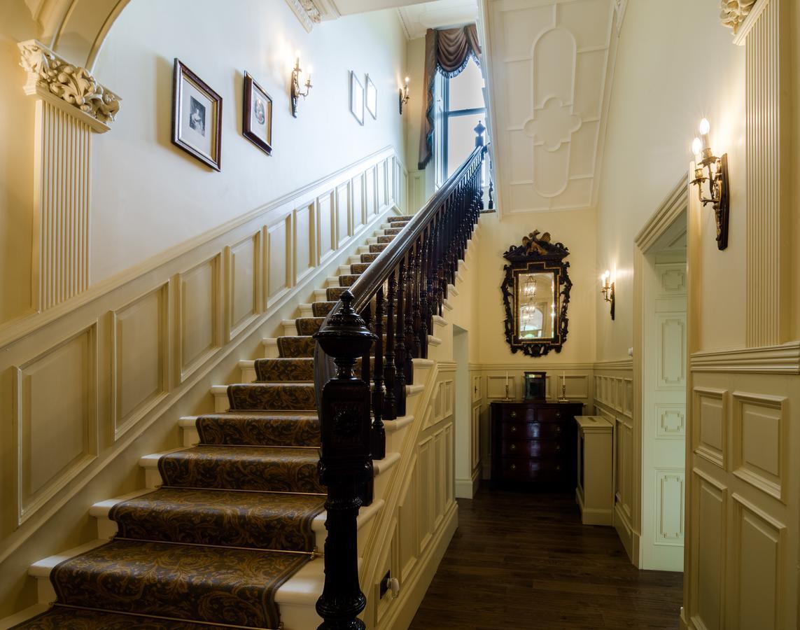 Crossbasket Castle Hotel & Restaurant High Blantyre Екстер'єр фото